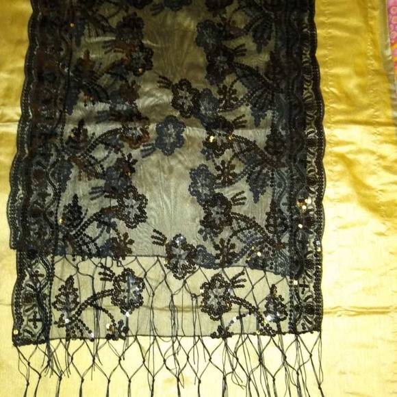 Roarin' 20,s Flapper Dress Ensemble - Picture 7 of 8